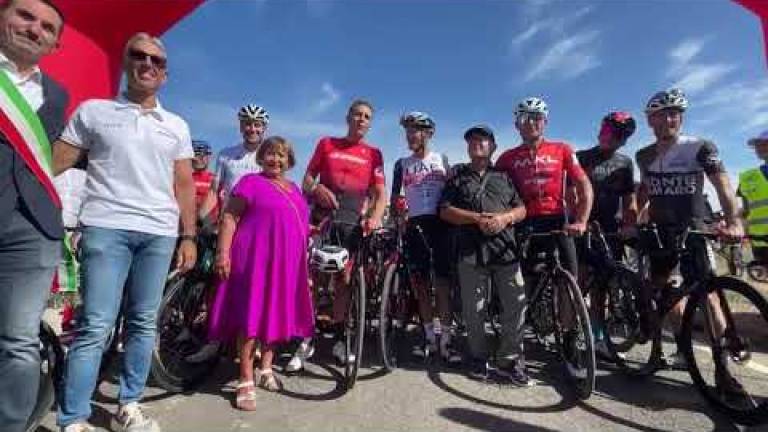 Cesenatico, il nuovo ciclodromo inaugurato con il grande Miguel Indurain VIDEO Cesenatico, il nuovo ciclodromo inaugurato con il grande Miguel Indurain VIDEO