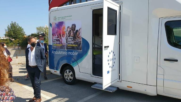 Dal 4 agosto parte il progetto Vacciniamo la Riviera con cliniche mobili e camper Dal 4 agosto parte il progetto Vacciniamo la Riviera con cliniche mobili e camper