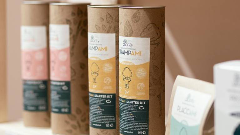Su Wingsbeat oltre 6.000 soluzioni per una cosmesi certificata biologica e naturale Su Wingsbeat oltre 6.000 soluzioni per una cosmesi certificata biologica e naturale