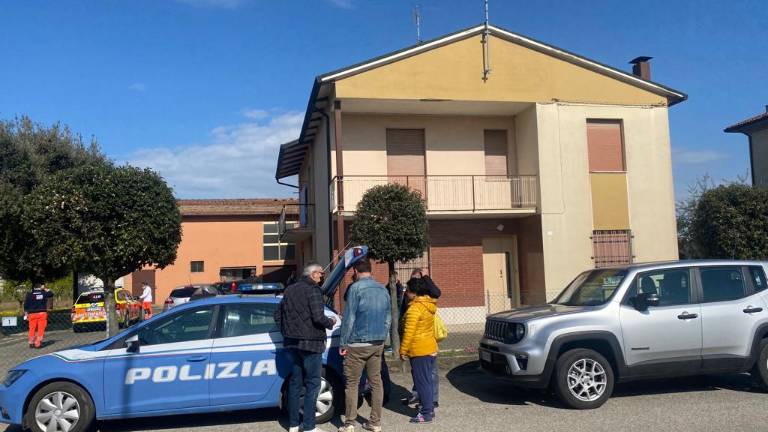 Omicidio-suicidio di Cotignola, l'ex badante: Erano la mia seconda famiglia Omicidio-suicidio di Cotignola, l'ex badante: Erano la mia seconda famiglia