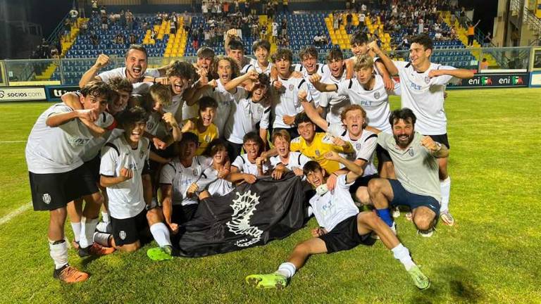 Calcio, il Cesena Under 17 batte il Padova e vince lo scudettino di Serie C Calcio, il Cesena Under 17 batte il Padova e vince lo scudettino di Serie C