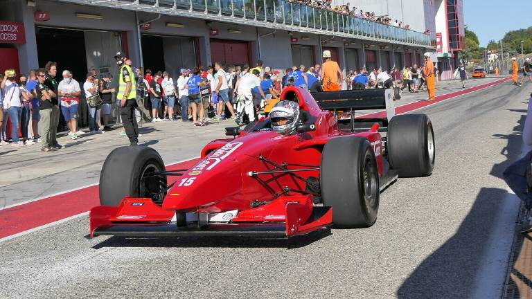 Imola, in novemila in pista nel week end dell'Historic Minardi day Imola, in novemila in pista nel week end dell'Historic Minardi day