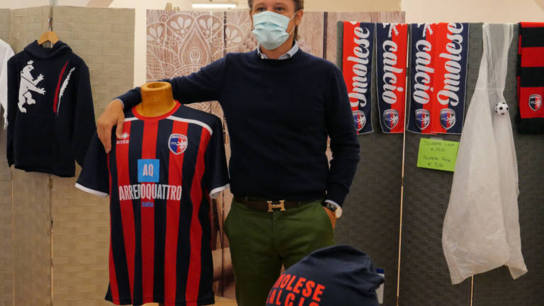 Calcio C, l'Imolese contro il Comune: Dove erano i tecnici delle torri faro? Calcio C, l'Imolese contro il Comune: Dove erano i tecnici delle torri faro?