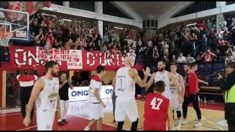 Basket A2, Masciadri fa esultare Imola (77-76) - VIDEO Basket A2, Masciadri fa esultare Imola (77-76) - VIDEO
