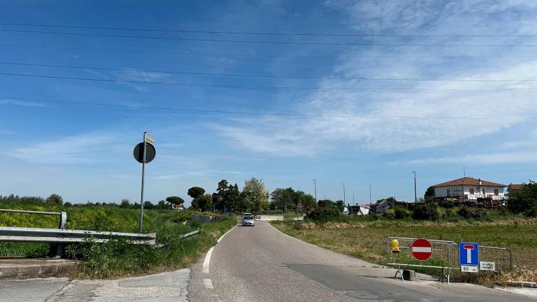 La strada sarà chiusa al traffico La strada sarà chiusa al traffico