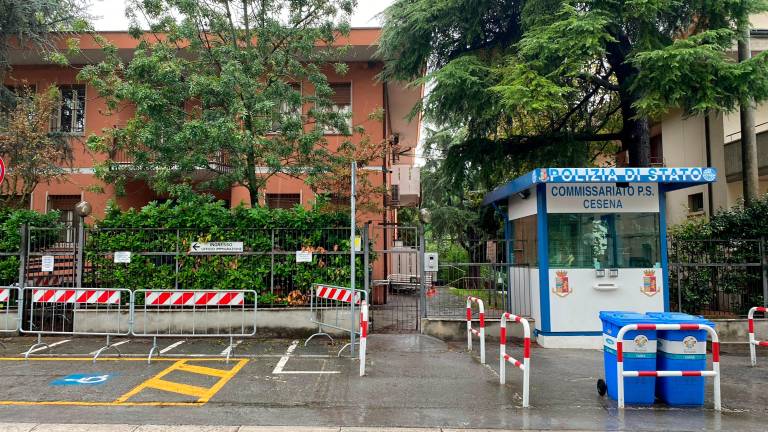 Il Commissariato di polizia di Cesena Il Commissariato di polizia di Cesena