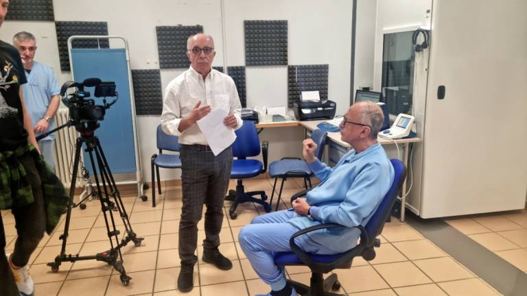 Forlì, Rai1 e Alberto Angela alla scoperta dei reparti di Oculistica e Otorinolaringoiatria del Morgagni Forlì, Rai1 e Alberto Angela alla scoperta dei reparti di Oculistica e Otorinolaringoiatria del Morgagni