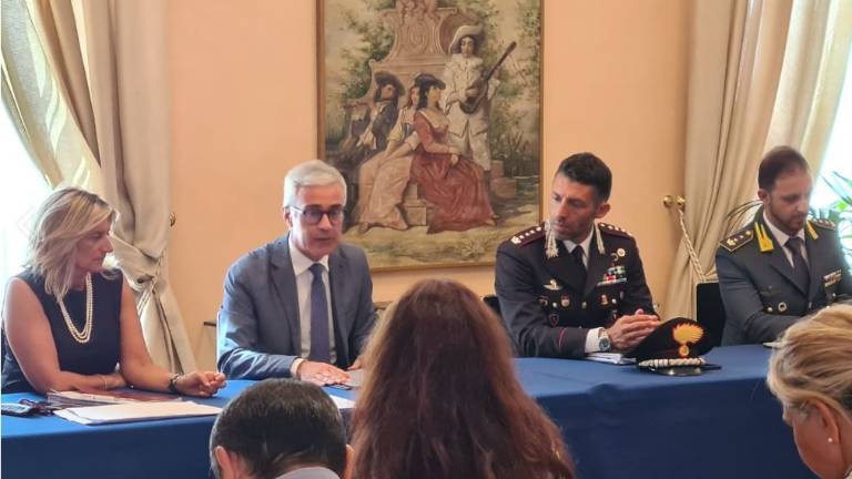Rimini. Protocollo firmato in prefettura: arruolate le guardie giurate per la sicurezza Rimini. Protocollo firmato in prefettura: arruolate le guardie giurate per la sicurezza