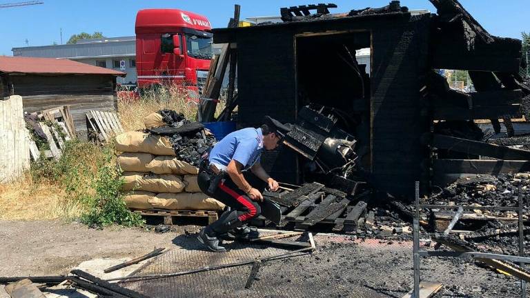 Rimini. Piromani incendiano ufficio e deposito della Ricci & C. Rimini. Piromani incendiano ufficio e deposito della Ricci & C.