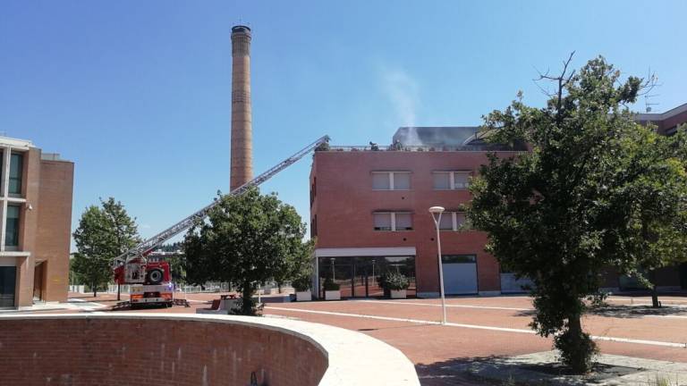 A Cesena centomila euro per le fogne bianche in piazza Buda A Cesena centomila euro per le fogne bianche in piazza Buda