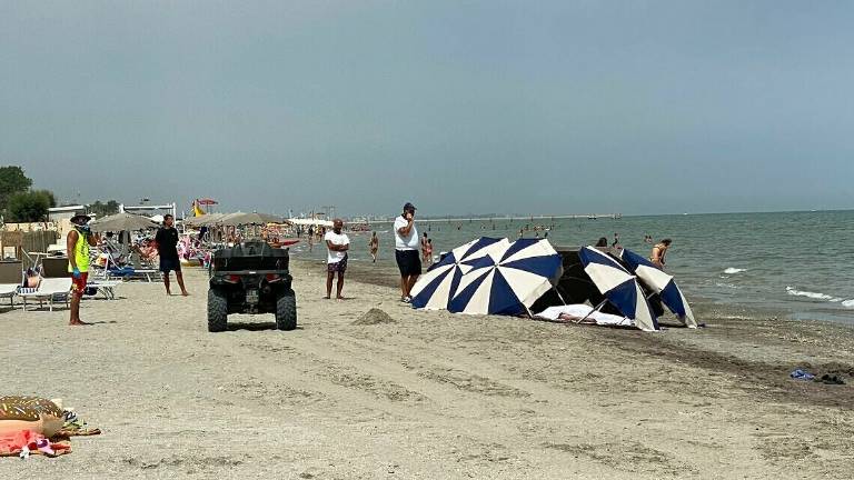 Cesenatico: un turista straniero annega e muore a Ponente Cesenatico: un turista straniero annega e muore a Ponente