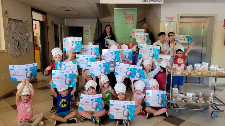 Forlì, 25 bambini della scuola “La Nave” cuochi per un giorno grazie a Confcommercio Forlì, 25 bambini della scuola “La Nave” cuochi per un giorno grazie a Confcommercio