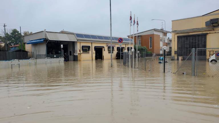 Maltempo in Romagna, Forlì rivive l’angoscia del 2023: l’acqua ricopre via Isonzo e via Pelacano VIDEO Maltempo in Romagna, Forlì rivive l’angoscia del 2023: l’acqua ricopre via Isonzo e via Pelacano VIDEO