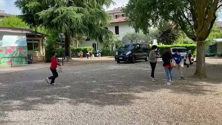 Forlì, i bimbi della scuola Peroni di Vecchiazzano nel gioco-gara Rifiuthlon Forlì, i bimbi della scuola Peroni di Vecchiazzano nel gioco-gara Rifiuthlon