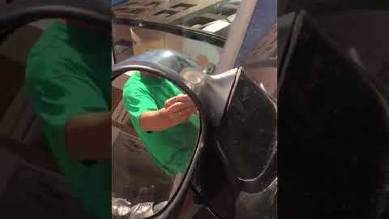Preso uno dei vandali delle auto in centro a Cesena - VIDEO Preso uno dei vandali delle auto in centro a Cesena - VIDEO