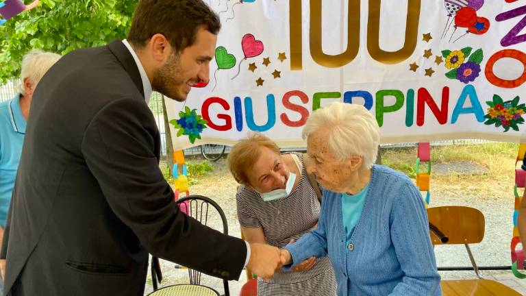Cesena, nonna Giuseppina compie 100 anni Cesena, nonna Giuseppina compie 100 anni