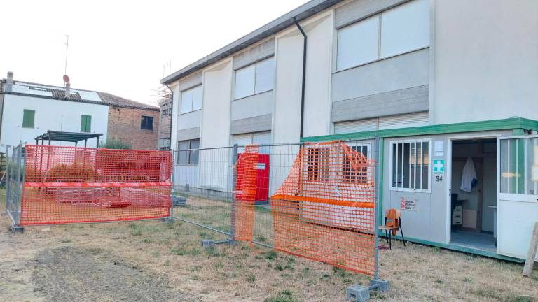 Il cantiere alla scuola Baracca Il cantiere alla scuola Baracca