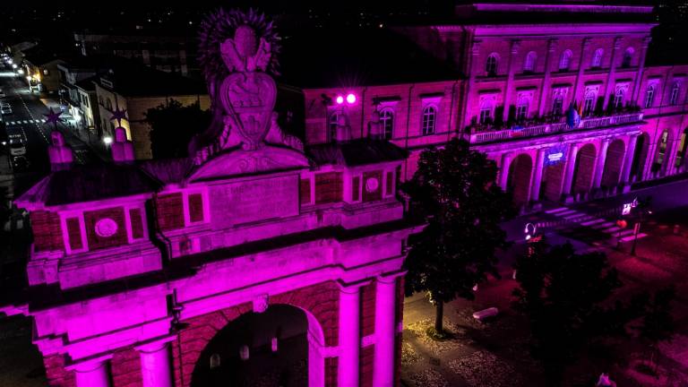 Santarcangelo si mobilita per il passaggio del Giro d'Italia Santarcangelo si mobilita per il passaggio del Giro d'Italia