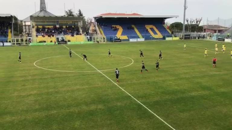 Calcio C, un brutto Cesena raggiunge la Fermana al 90' (2-2) VIDEO Calcio C, un brutto Cesena raggiunge la Fermana al 90' (2-2) VIDEO