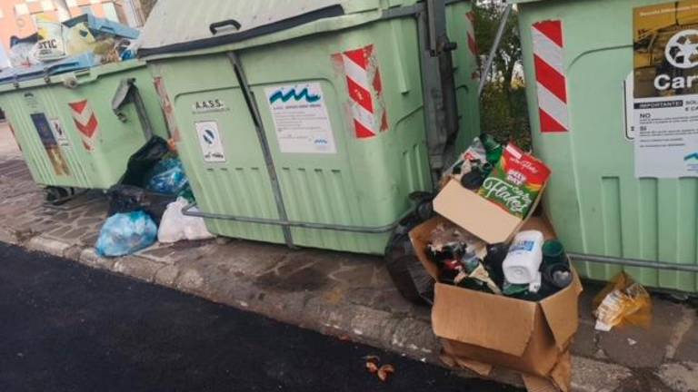 San Marino, raccolta rifiuti, si cambia modello: “Porta a porta in tutto il territorio” San Marino, raccolta rifiuti, si cambia modello: “Porta a porta in tutto il territorio”