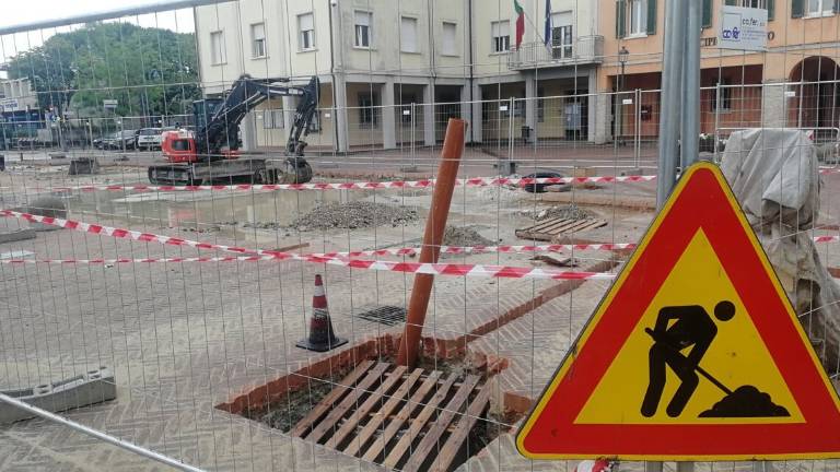 Gatteo, iniziati i lavori di restyling del centro Gatteo, iniziati i lavori di restyling del centro