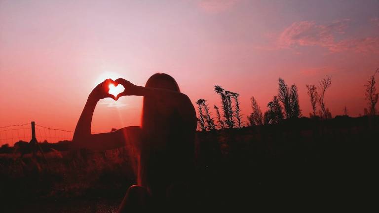 Cesena, morta nel letto a 23 anni: Ciao Monika, portavi gioia e allegria a tutti Cesena, morta nel letto a 23 anni: Ciao Monika, portavi gioia e allegria a tutti