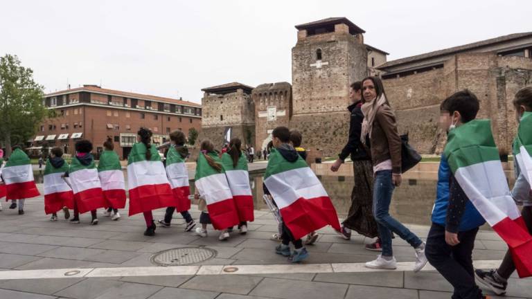 Alpini a Rimini: venerdì mattina l'alzabandiera in piazza Cavour - Gallery Alpini a Rimini: venerdì mattina l'alzabandiera in piazza Cavour - Gallery