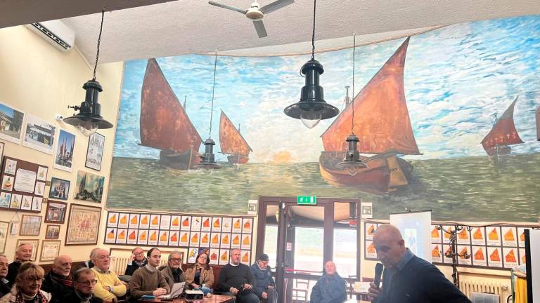 Cervia, presentato il calendario del Circolo pescatori che compie 50 anni Cervia, presentato il calendario del Circolo pescatori che compie 50 anni