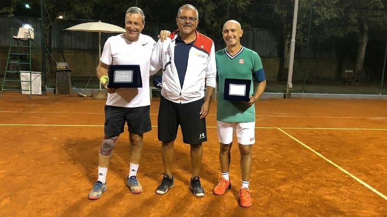 Tennis, Travaglini e Bertozzi vincono Over 45 e Over 55 al Cicconetti Tennis, Travaglini e Bertozzi vincono Over 45 e Over 55 al Cicconetti