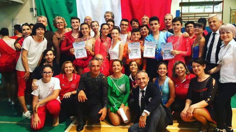 Mago delle fruste a 10 anni da Forlì alle Olimpiadi amatoriali Mago delle fruste a 10 anni da Forlì alle Olimpiadi amatoriali