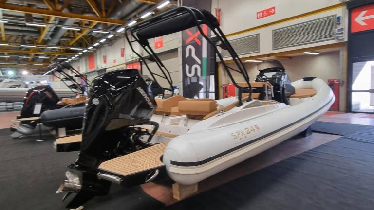 Salone nautico di Bologna, oltre cento barche in mostra Salone nautico di Bologna, oltre cento barche in mostra