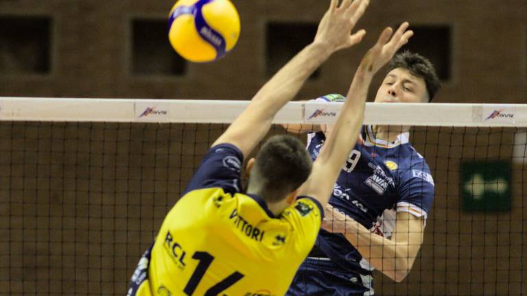 Volley play-off 5° posto: la Consar batte Padova ed è in vetta Volley play-off 5° posto: la Consar batte Padova ed è in vetta