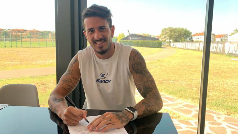 Calcio C, l'Imolese ingaggia l'esterno Damiano Lia Calcio C, l'Imolese ingaggia l'esterno Damiano Lia
