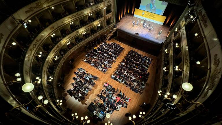 Il teatro Bonci oggi pomeriggio visto dall’alto (foto Zanotti) Il teatro Bonci oggi pomeriggio visto dall’alto (foto Zanotti)