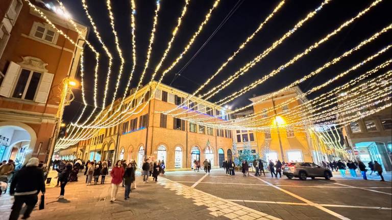 Il Natale di Cesena, luci e colori della festa più bella VIDEO GALLERY Il Natale di Cesena, luci e colori della festa più bella VIDEO GALLERY