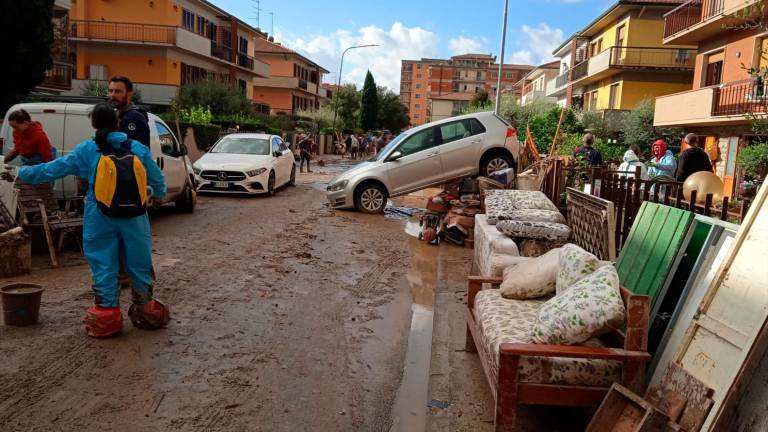 Cesena, gli alluvionati di San Rocco in Toscana ad aiutare Cesena, gli alluvionati di San Rocco in Toscana ad aiutare