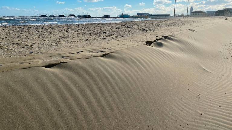 La spiaggia di Ponente La spiaggia di Ponente
