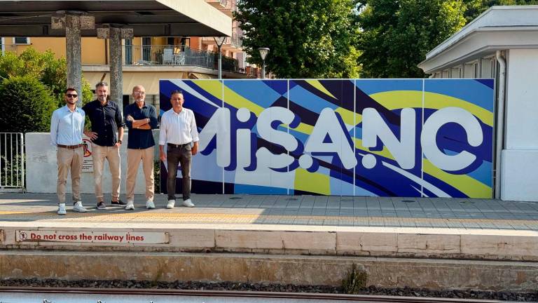 Misano, nuovo look della stazione in chiave motoristica Misano, nuovo look della stazione in chiave motoristica