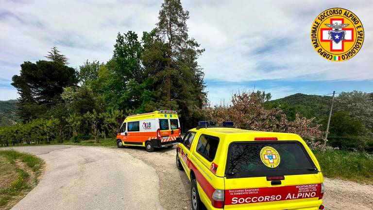 Casola Valsenio, precipita in una scarpata con la mountain bike: frattura alla clavicola per 69enne di Riolo