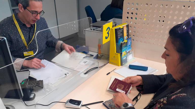 Ravenna, richiesta e rinnovo passaporti negli uffici postali Ravenna, richiesta e rinnovo passaporti negli uffici postali