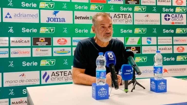 Vincenzo Vivarini, allenatore del Pescara Vincenzo Vivarini, allenatore del Pescara