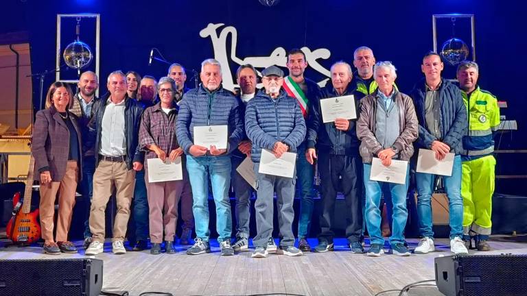 San Mauro Pascoli, una pergamena per dire grazie ai volontari comunali San Mauro Pascoli, una pergamena per dire grazie ai volontari comunali