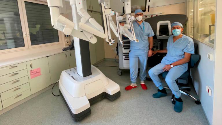 Forlì, il robot chirurgico “Da Vinci XI” ha effettuato ben 357 interventi nel 2023 Forlì, il robot chirurgico “Da Vinci XI” ha effettuato ben 357 interventi nel 2023