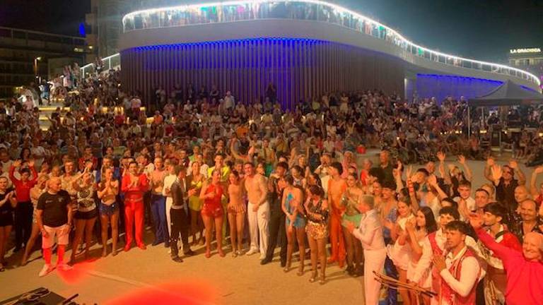 Rimini, Liscio Street Parade da sold out e si prosegue oggi e domani Rimini, Liscio Street Parade da sold out e si prosegue oggi e domani