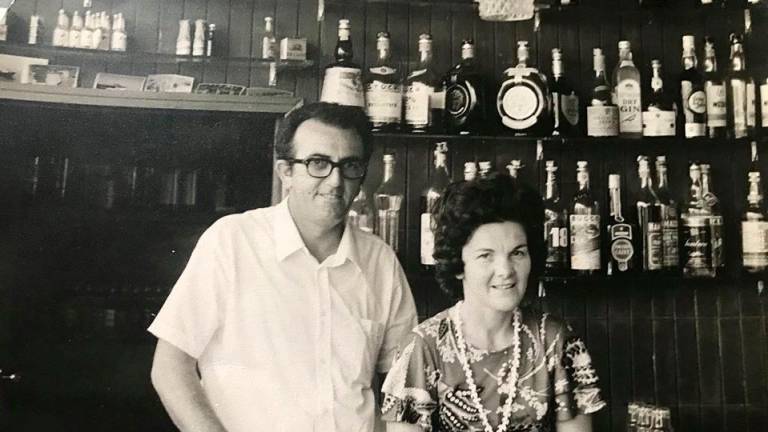 «Addio bar Timone»: per 57 anni ha fatto la storia di Marina di Ravenna «Addio bar Timone»: per 57 anni ha fatto la storia di Marina di Ravenna