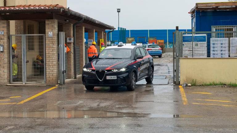 I Carabinieri questa mattina al cantiere (Massimo Fiorentini) I Carabinieri questa mattina al cantiere (Massimo Fiorentini)