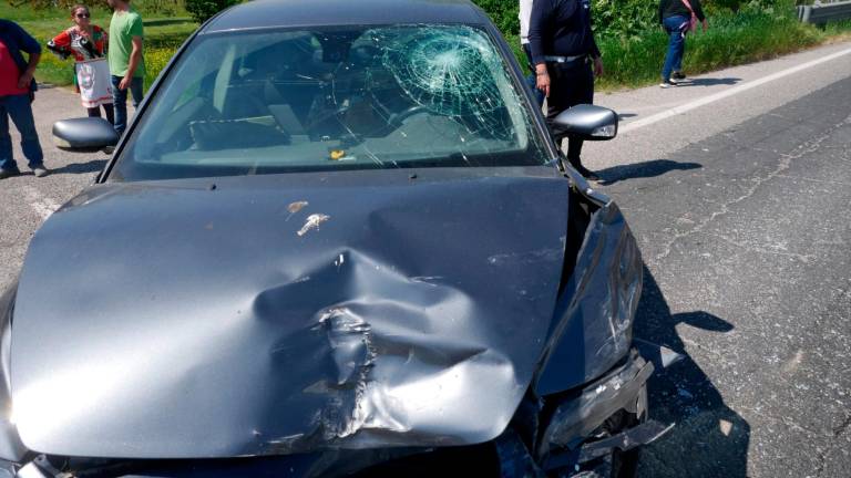 Cotignola, incidente: violento impatto tra un’auto e un furgone, due feriti