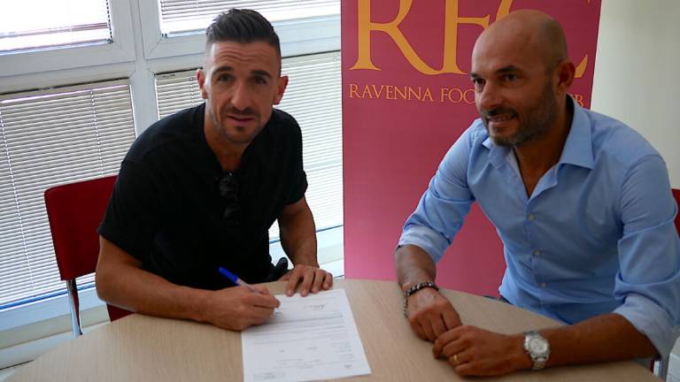 Calcio C, il Ravenna puntella l'attacco: preso Daniele Ferretti Calcio C, il Ravenna puntella l'attacco: preso Daniele Ferretti