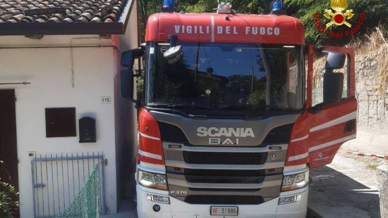 Incendio in una autorimessa a Luzzena di Cesena Incendio in una autorimessa a Luzzena di Cesena