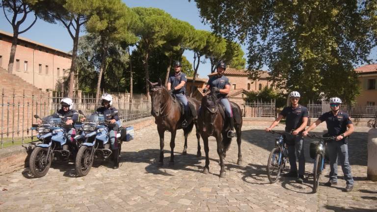 Ravenna, rapine violente ai danni degli anziani: arrestata una donna Ravenna, rapine violente ai danni degli anziani: arrestata una donna